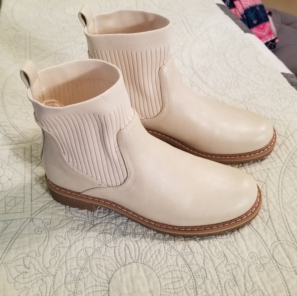 Corkys Cabin fever boots